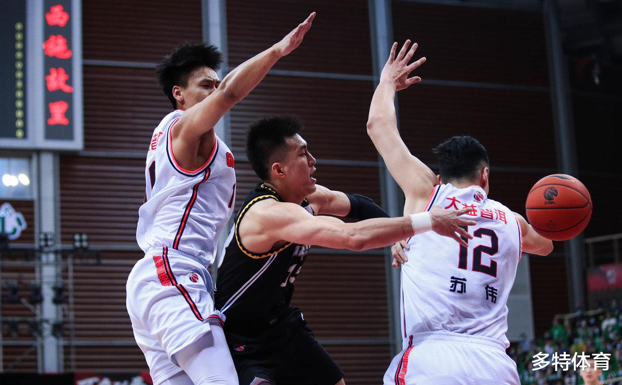 广东男篮|轰76+32+19！宏远黑白矮全面爆发，联盟第一后场，还轮得到辽篮吗