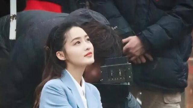 肖战|肖战悄悄带来一部爱情剧,女主还是老搭档,养眼阵容不追可惜