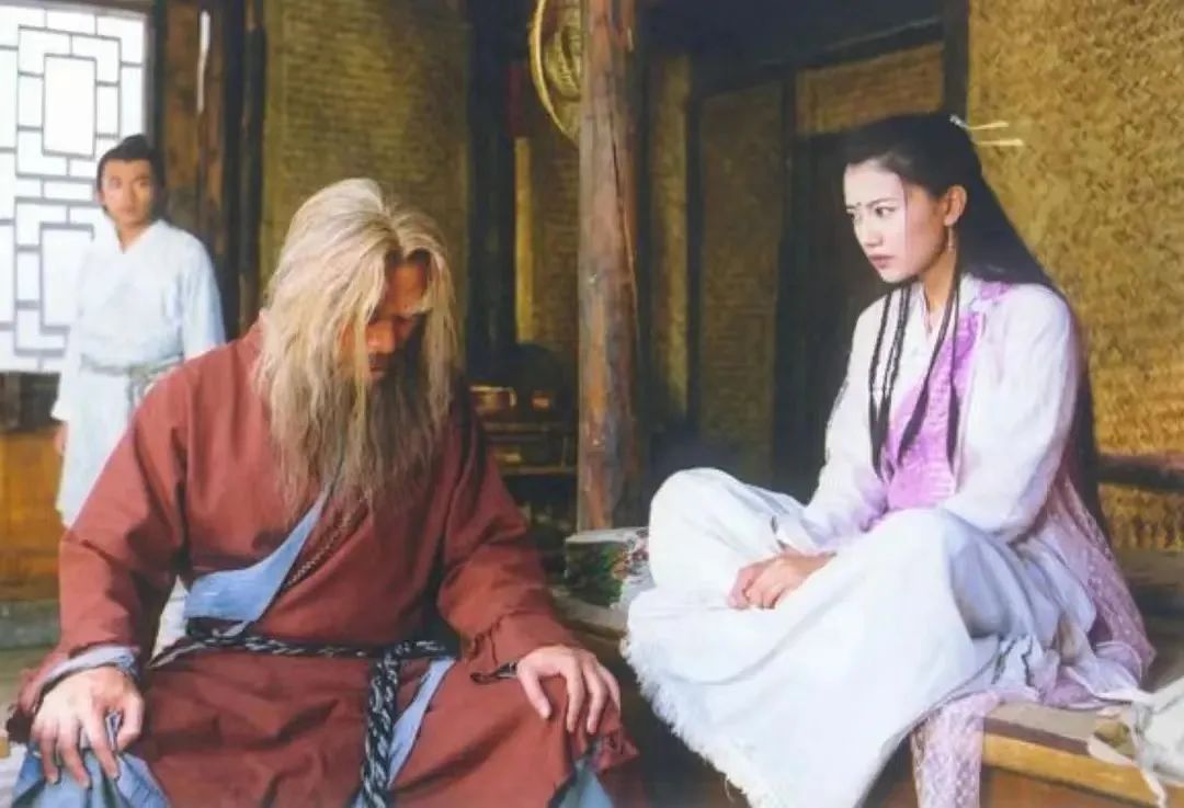 周芷若|周芷若赵敏，长达19年的“爱情保卫战”