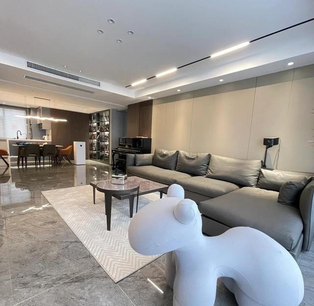 客厅地砖选不好,难看还难用,可以按照这3方面的6点去选择