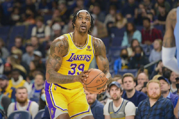 NBA大变天!确定了!湖人真要交易霍华德