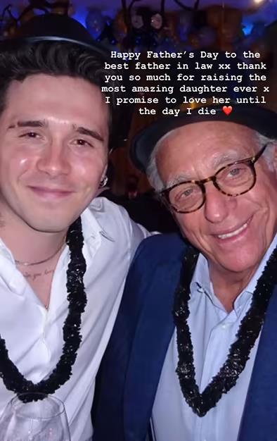 布鲁克林|小贝夫妇被豪门儿媳吐槽？儿子改姓“入赘”女方家，讨好巨富岳父太露骨