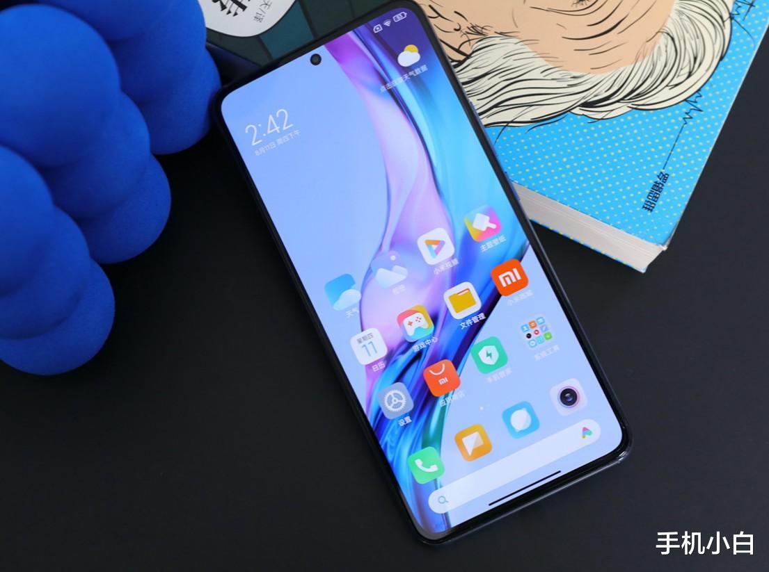 数据库|无需频繁换手机,如果预算允许,这4款机型一步到位,用5年不卡顿