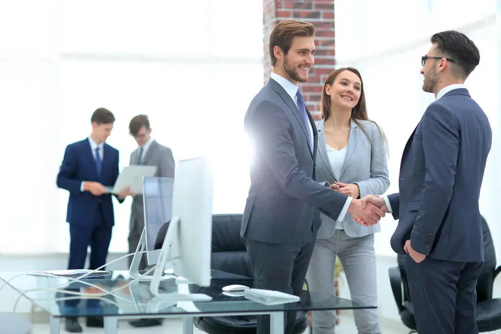 跳槽|我姐以前月薪8000,她通过一份简历成功跳槽,工资直接涨到20000