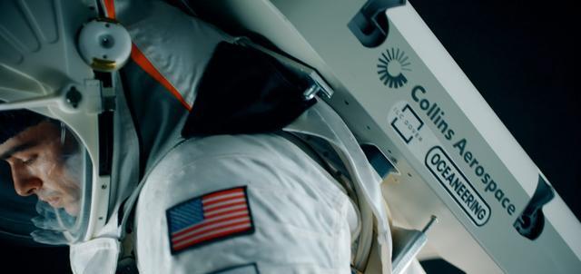 公开透明,NASA详细说明了选择这两家公司制造月球宇航服的原因