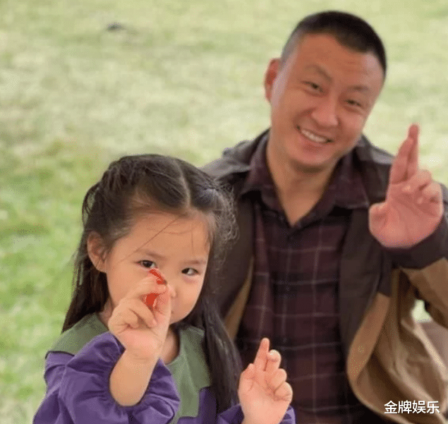 刘彦池|刘彦池纪念结婚五周年!女方加入东方卫视后,爱情事业双丰收