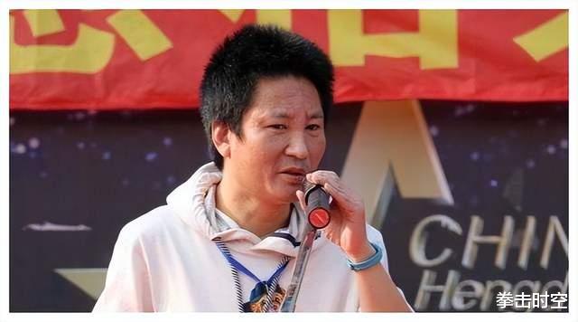 鹿晗|尴尬!著名作家痛批鹿晗:老老实实给消费者道歉,别狡辩别抵赖