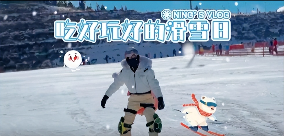 张钧甯|40岁张钧甯光脚在家运动!身体扭曲姿势夸张,脸部通红身材好性感