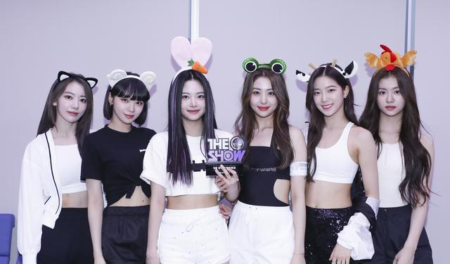 音乐银行|《音乐银行》新女团爆冷击败林英雄遭质疑，节目组含水回应遭打脸