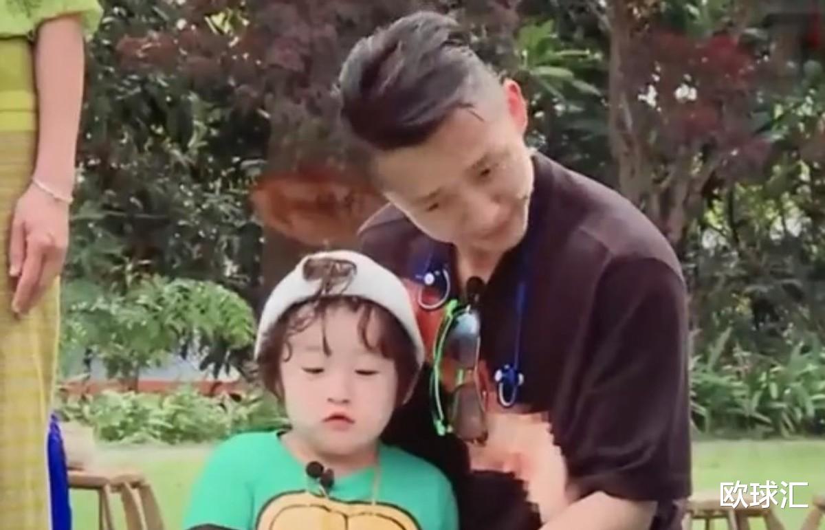 邹市明|“拳王一家”轩轩：邹市明左眼被打到近失明，妻子生娃存血为救他？