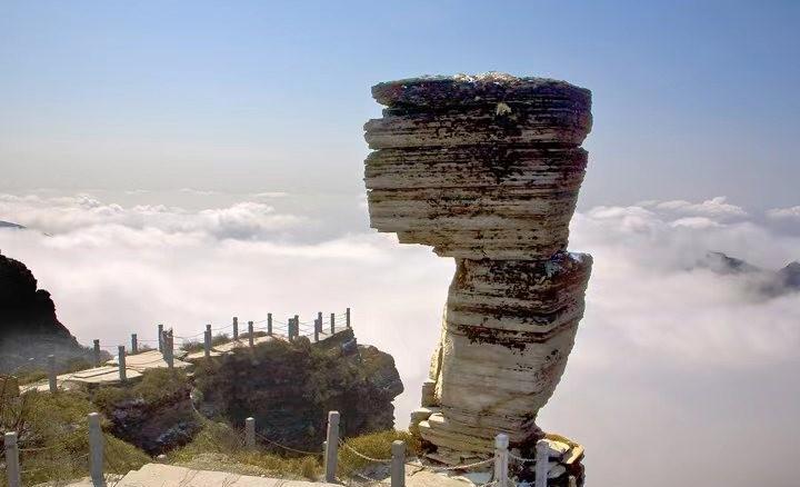 梵净山|六大名山人杰地灵!可惜旅游费用贼高,景色能对得起门票价格吗?