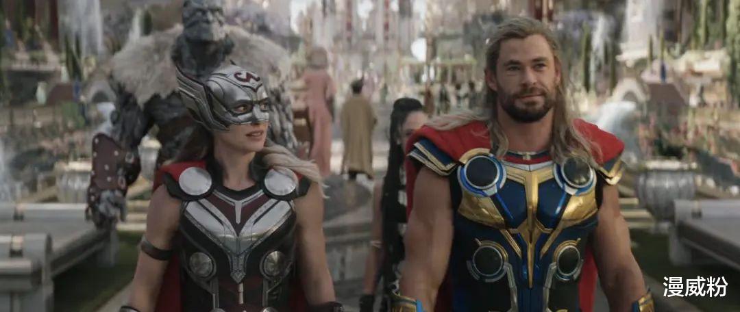 预告片|《雷神4》新预告又来捅刀子！洛基跟观察者低调亮相