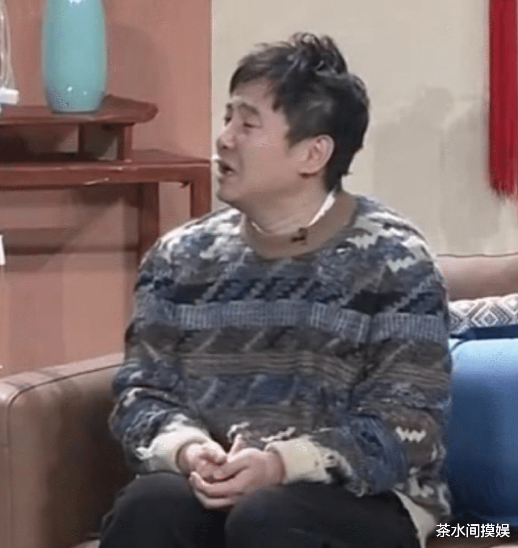 央视春晚|陈宝国戴口罩挖鼻孔，沈腾毛衣穿成买家秀，春晚亮点你看谁？