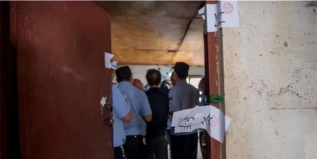 回顾:母女二人裸死荒山,警方追凶1个月,通过一枚戒指擒住恶魔