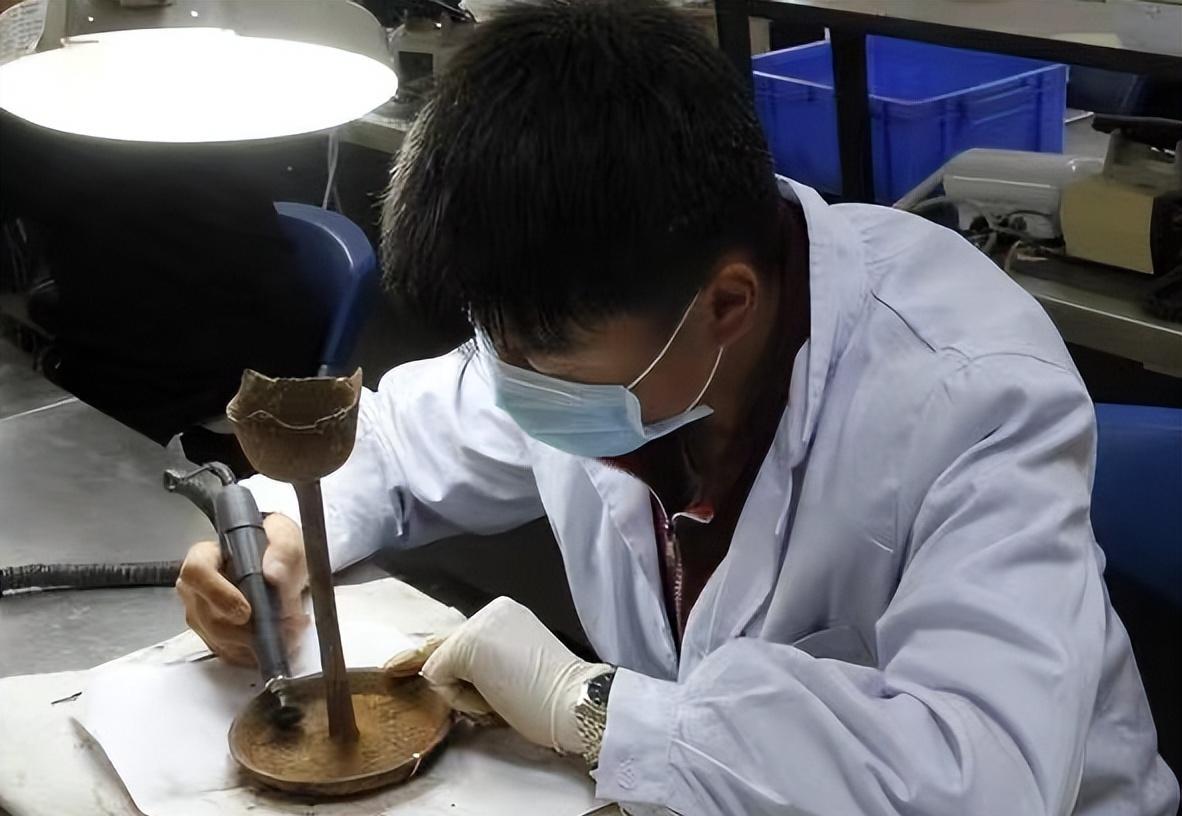 甘肃|甘肃一公务员岗位无人问津，和工资关系不大，其中原因令人心酸