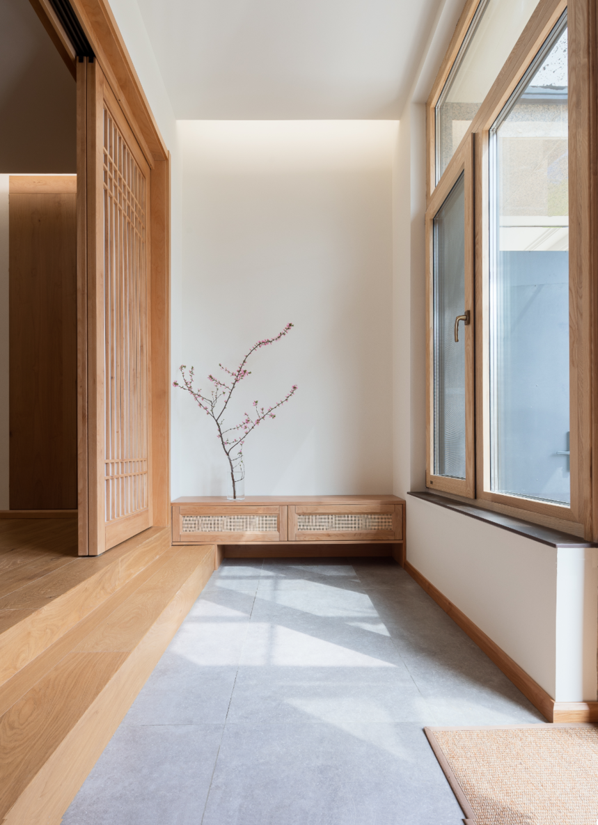 不羡繁华，车水马龙间的一处素简雅居