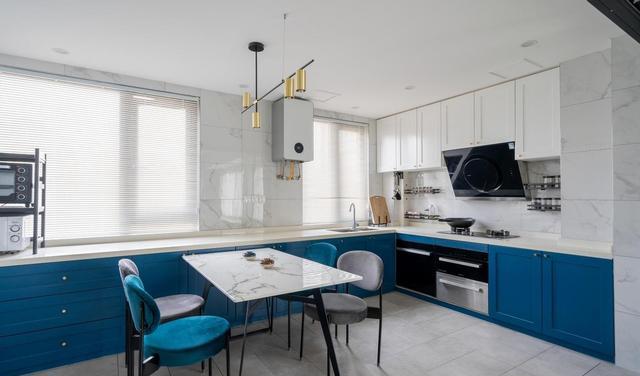 3个装修案例证明,“餐厨合并”的好处很明显了!显大还方便