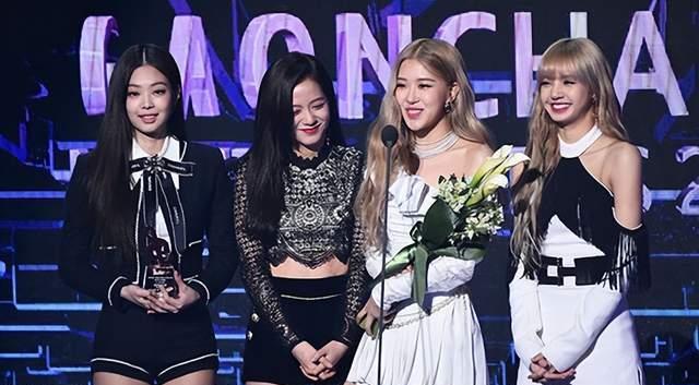 新神榜|韩国国民妹妹为生计在咖啡店打工?BLACKPINK巡演集体划水?