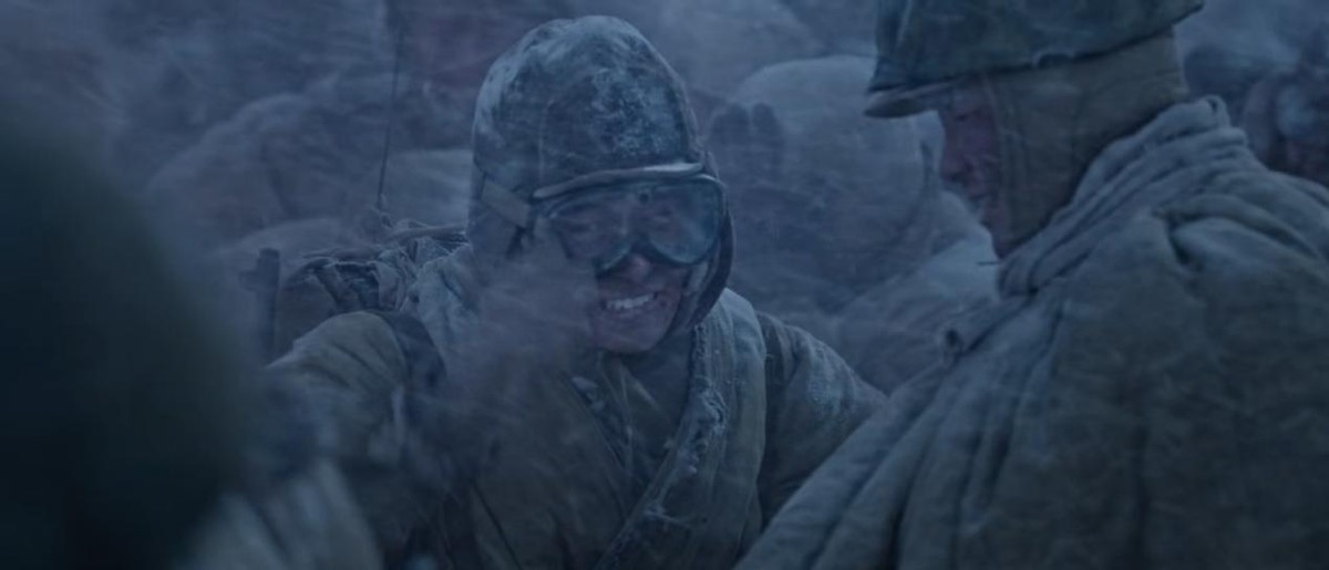 豌豆嘟嘟|《水门桥》揪心细节：伍万里戴雷公防风镜，梅生受伤，伍千里流泪