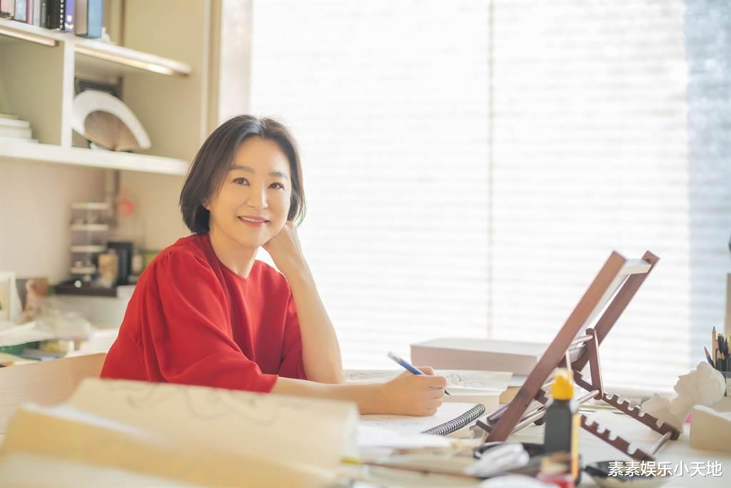 林青霞|林青霞公开谈与邢李源的婚姻状态:他永远是我心中的巨人