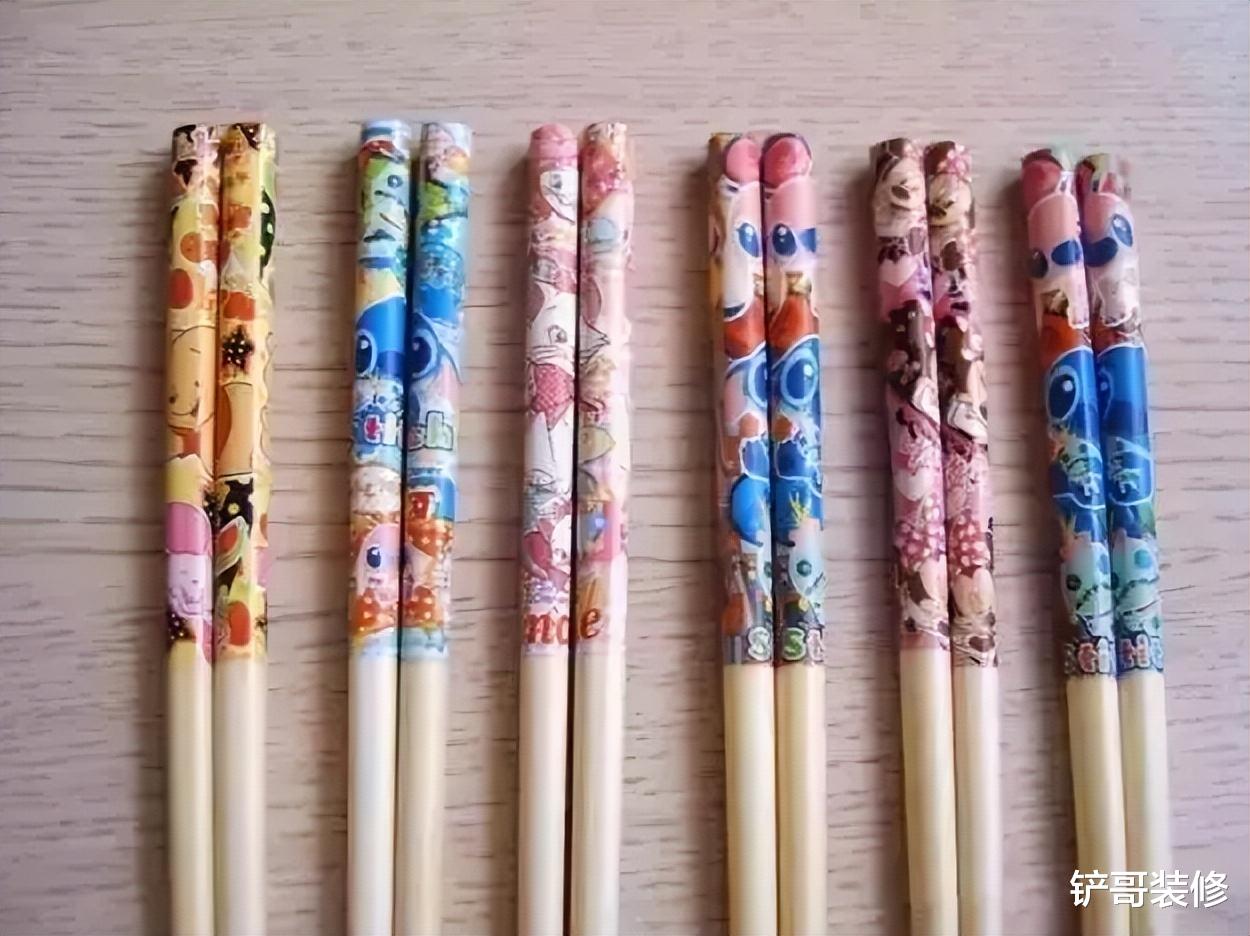 |买筷子时，“竹筷、合金筷、木筷”哪种好？为了健康，搞清楚再买