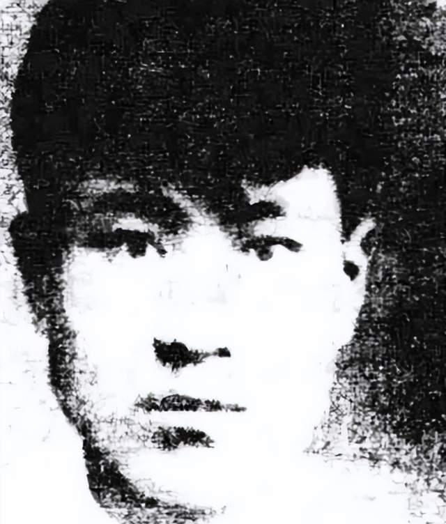 83年一汉奸身份曝光,妻子回忆:难怪当年穿得阔绰,却悄悄吃馒头
