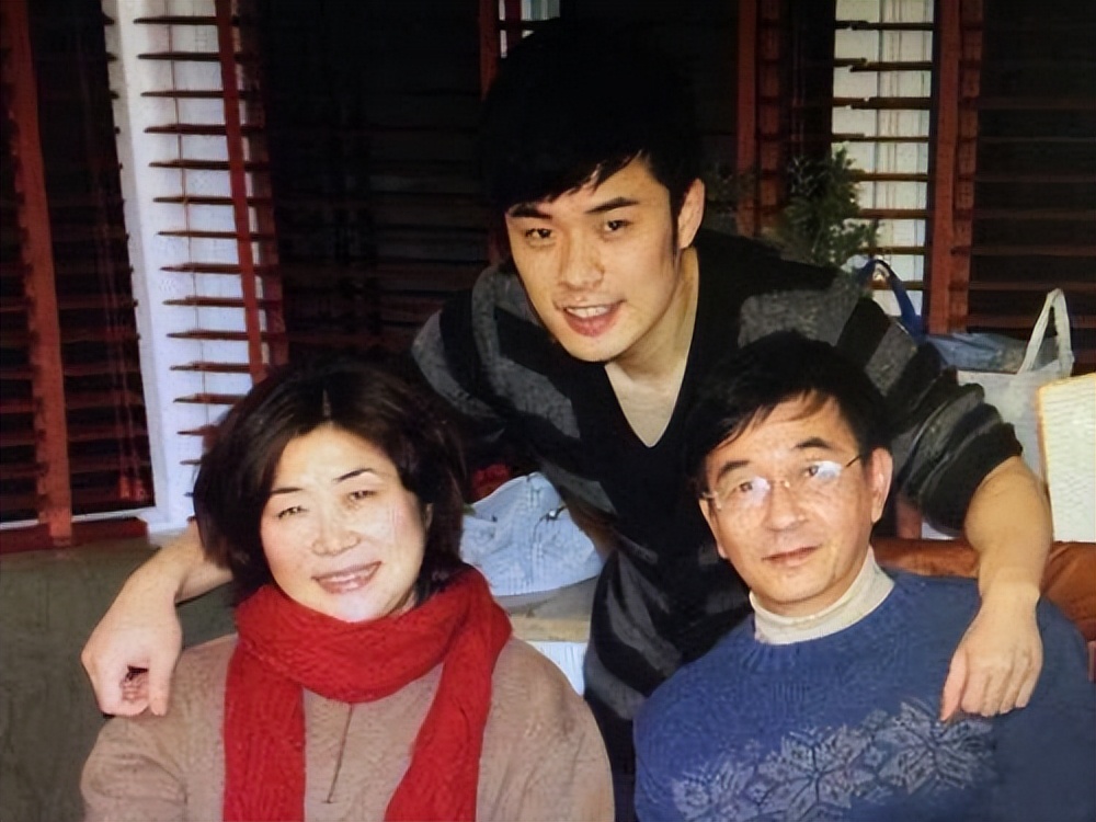 陈赫|陈赫妈妈胡小玲：儿子的婚姻让我操碎心，如今我尽享天伦之乐