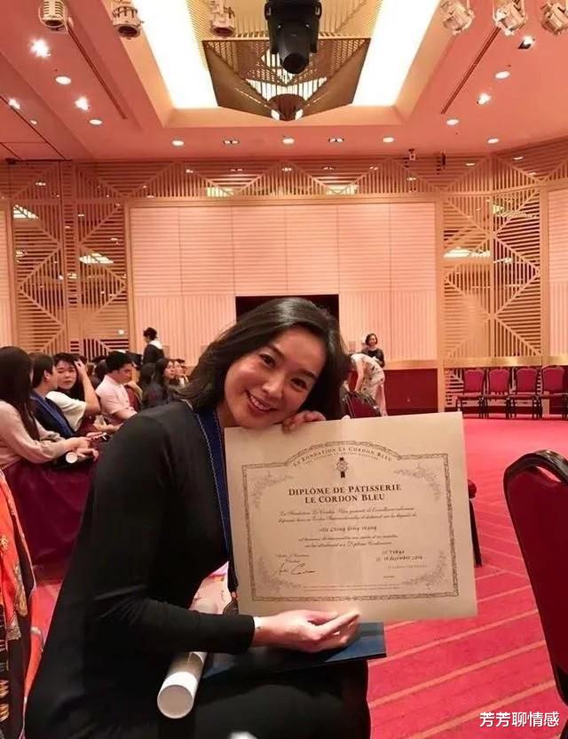 贾静雯|7位被情人“坑害”的女星:有人断指、毁容,有人却险些丧命