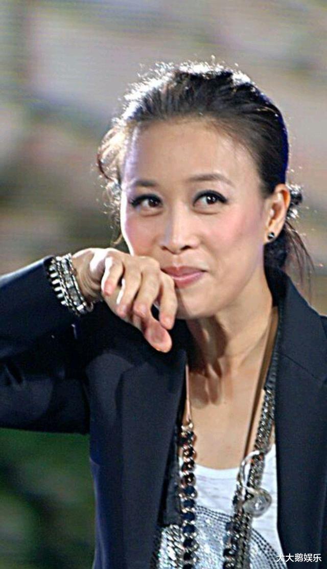 李小璐|酒后丑态百出的明星，有人色胆包天，有人与姐夫嬉闹，有人离婚