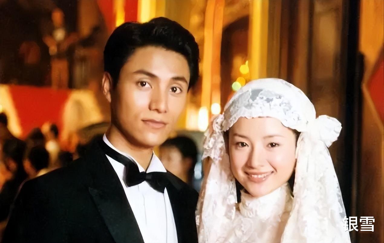 Angelababy|瘦得皮包骨！42岁董洁现身机场状态一般，休闲风打扮如同路人甲