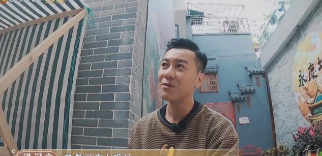 马丽|陈小春路人缘太好,同样是自画像,梁汉文多花了5倍的钱