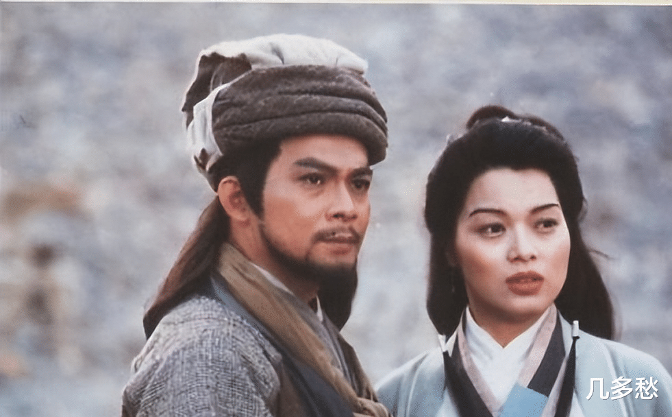 乔峰|乔峰为什么必须戴帽子？当黄日华摘下帽子后，网友：简直笑出眼泪！