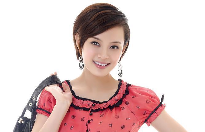 孙俪|主持人曾问孙俪年入千万为何不给父亲买房,她说:我凭啥给他买