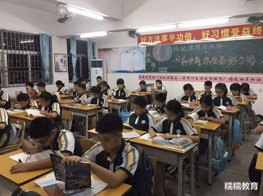 英语学习|学生语文成绩如此优秀，一看英语成绩也不低，其实与学习习惯有关