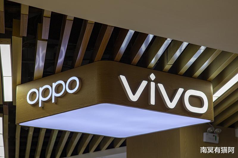 国产手机|国产手机正在接力转型！