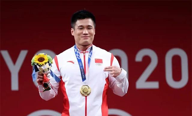 世界纪录|中国小将初登世界大赛，连破两项世界纪录，韩国观众连连欢呼