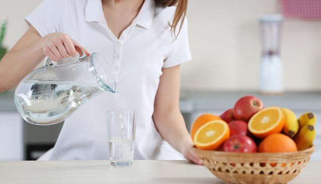 肾病|得了肾病该多喝水还是少喝水?医生说的很清楚