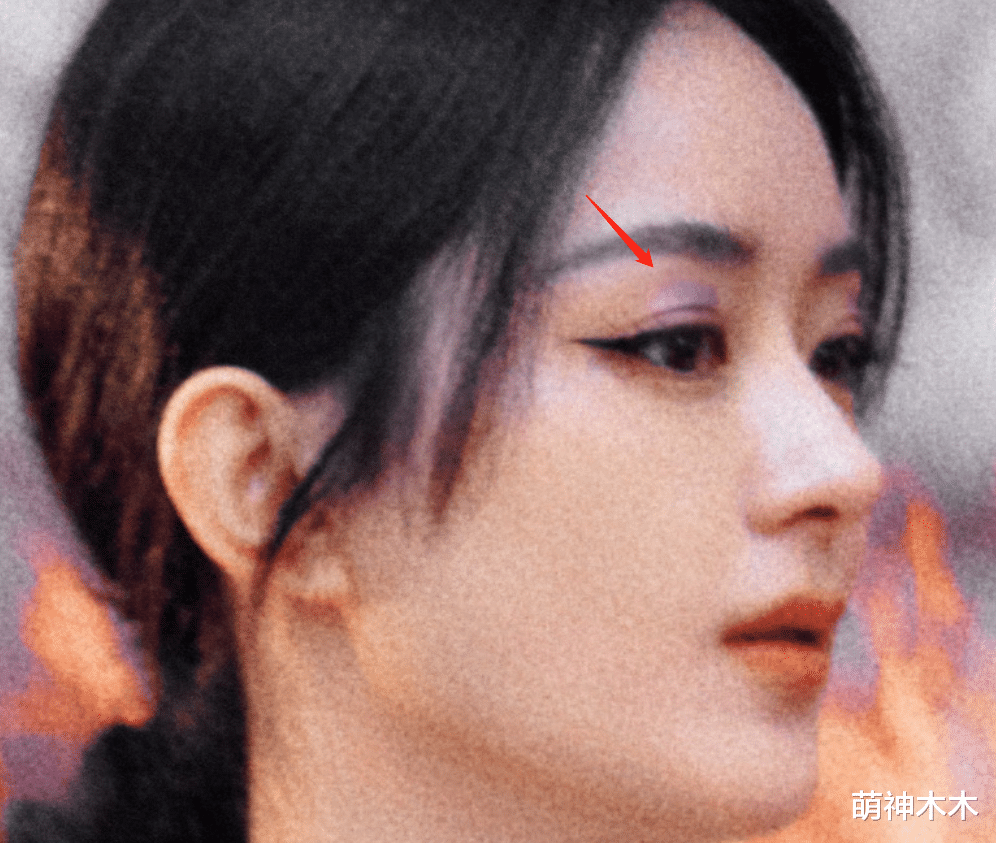 赵丽颖|赵丽颖又瘦了！杂志精修都遮不住法令纹，磨皮太过不像本人