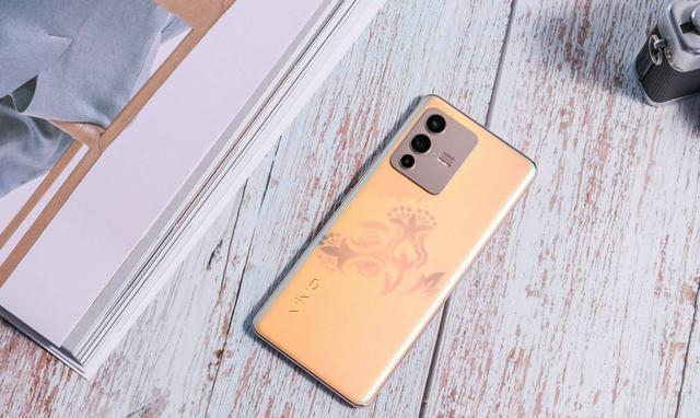 vivo|vivoS13进入试产，定下天玑8100、1亿像素，加量不加价