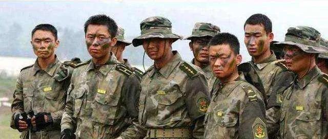 士兵突击|士兵突击：吴哲高学历，且拥有实战经验，有无希望晋升为少将？