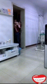 穿衣搭配|“这是阿里巴巴20年前的招聘广告，那时的工资真的不低哈！”