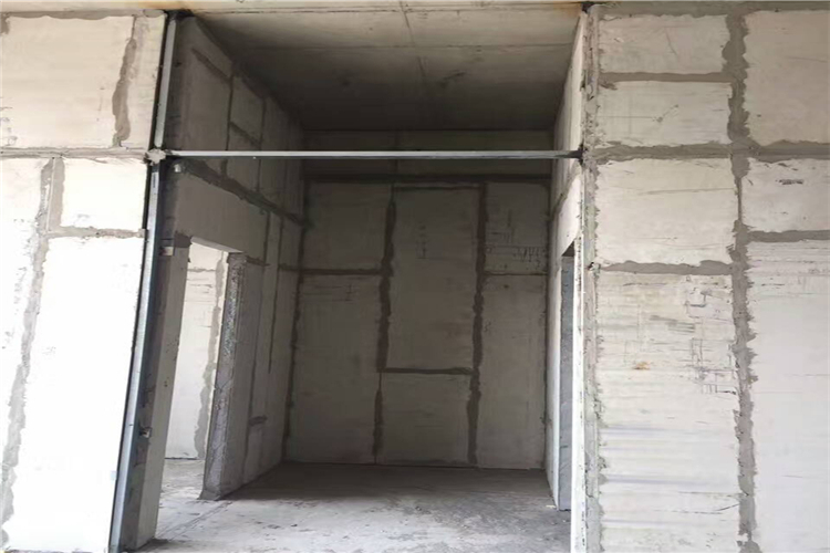 grc轻质隔墙板有什么特点和用途?