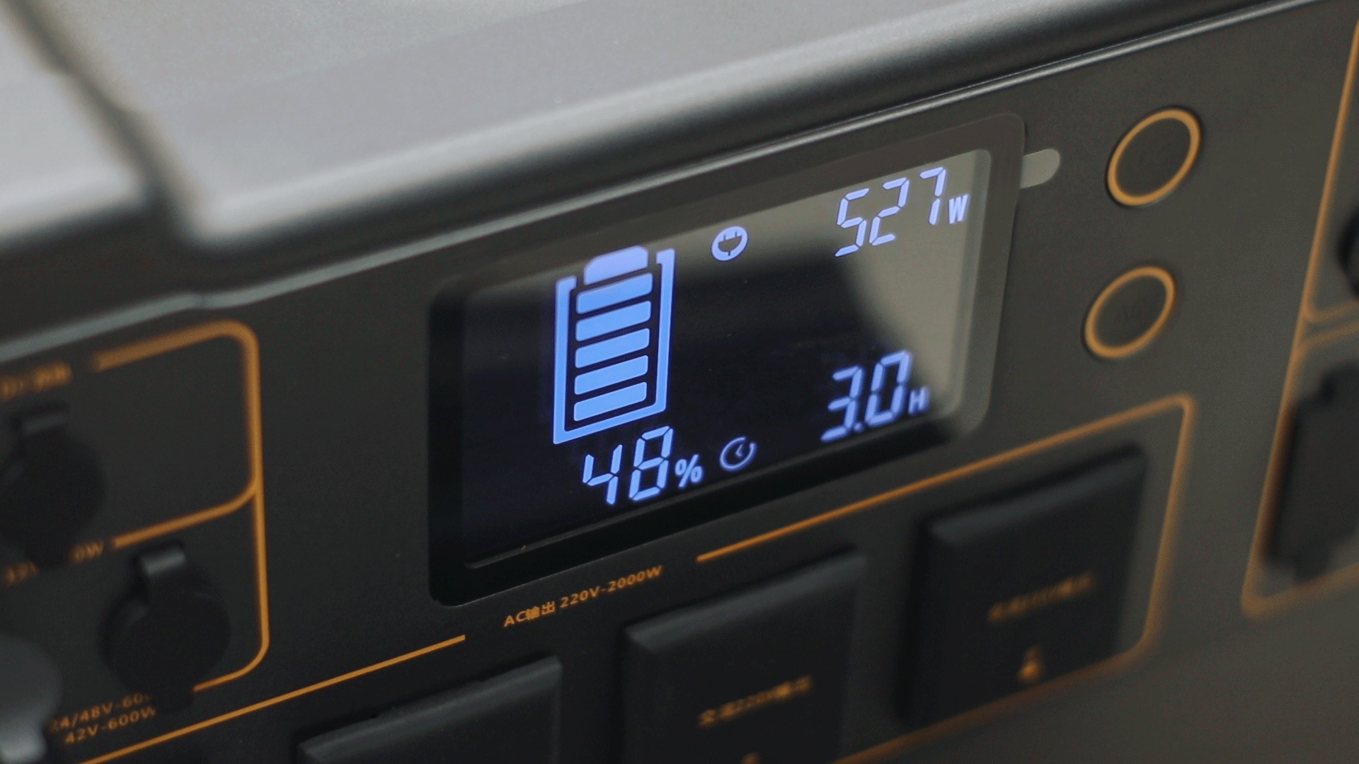 移动电源|1万块的移动电源，玩过后竟然不觉得亏，百克龙E3000户外电源体验