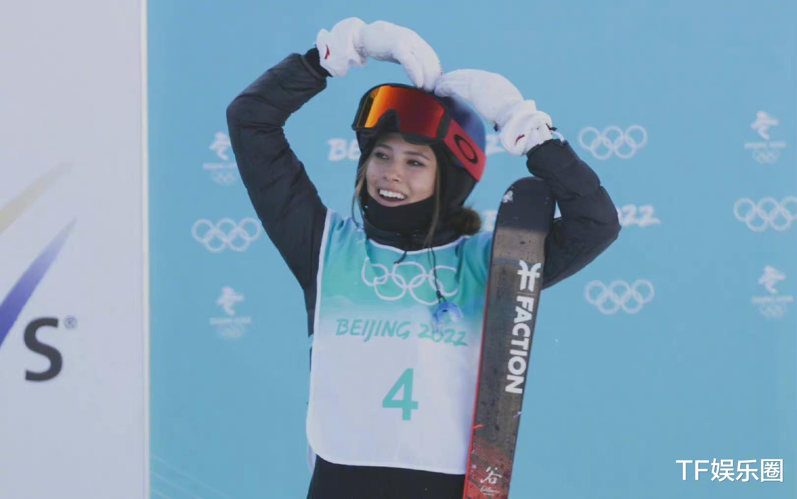 高跟鞋 谷爱凌的美甲火了,与杨倩一样有实力又有少女心,两人还合作过