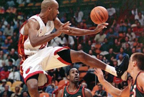 太阳队|NBA六大“X小队”——太阳的神医、雷霆的球探，还有…