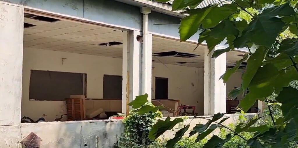 于谦|于谦的马场被正式拆除，留下一片狼藉，本人曾辟谣4亿拆迁款传闻