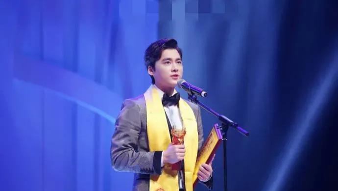 李易峰|李易峰未来会如何生活？或许有三种可能性，网友: 确实很无奈