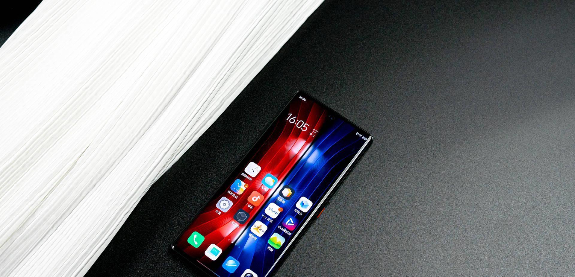 iqoo|2K屏+120W+微云台，12+256G仅3699元，iQOO再次良心