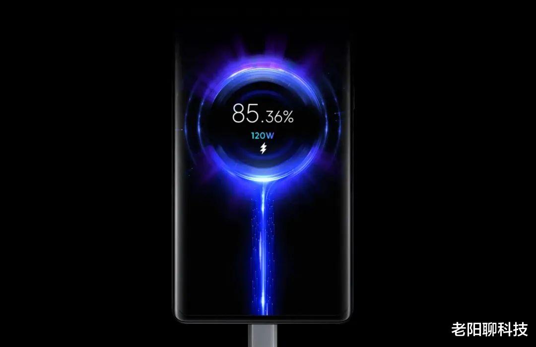 电池|边玩手机边充电对电池的危害大吗？手机电量低于多少就要充电了？