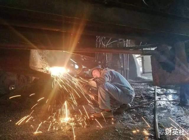 中教控股|年后找工作，这4个行业月薪可过万，一直很缺人，待遇不会差